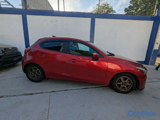 2019 Mazda Demio — foto 4 / 12