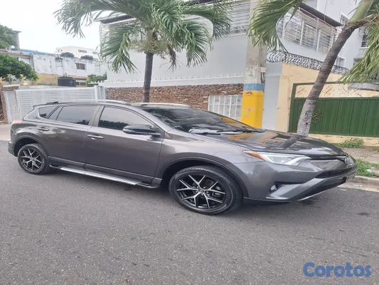 2017 Toyota Rav-4 — foto 16 / 26