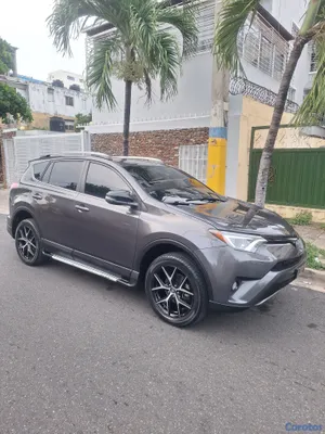 2017 Toyota Rav-4 — foto 18 / 26