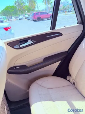 2016 Mercedes-Benz Clase GLE — foto 9 / 20