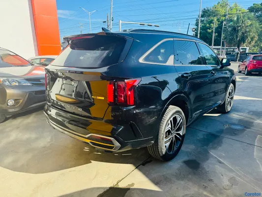 2021 Kia Sorento — foto 2 / 10