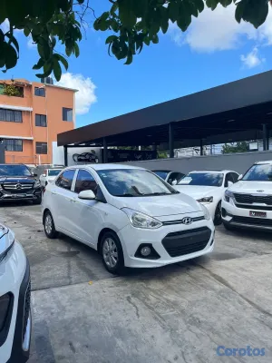 2015 Hyundai Grand I 10 — foto 2 / 10