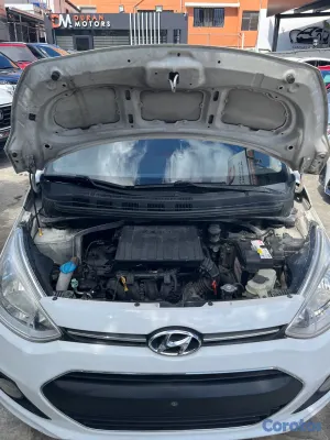 2015 Hyundai Grand I 10 — foto 10 / 10