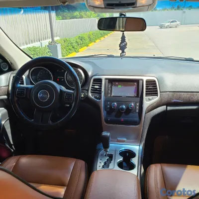 2011 Jeep Grand Cherokee — foto 7 / 10