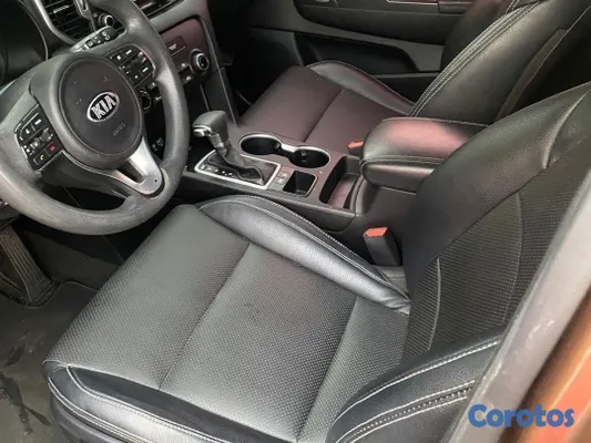 2017 Kia Sportage — foto 6 / 8