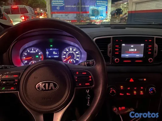 2017 Kia Sportage — foto 8 / 8