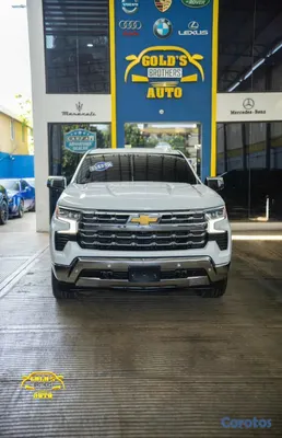 2023 Chevrolet Silverado — foto 2 / 12