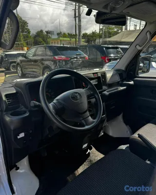 2020 Toyota Pixis — foto 6 / 8