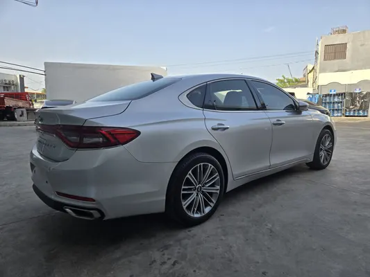 2020 Hyundai Grandeur — foto 3 / 10
