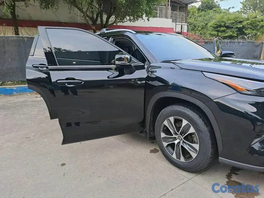 2022 Toyota Highlander — foto 7 / 8