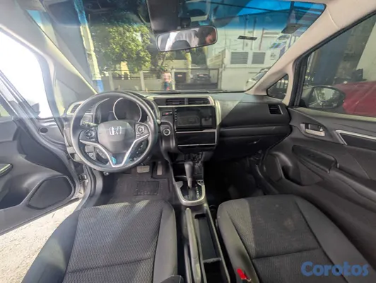 2018 Honda Civic — foto 10 / 15