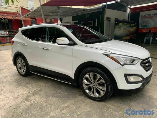 2014 Hyundai Santa Fe — foto 2 / 8