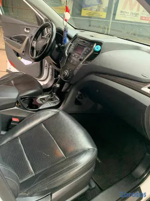 2014 Hyundai Santa Fe — foto 6 / 8