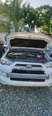 2016 Toyota 4 Runner — foto 4 / 10
