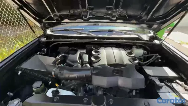 2020 Toyota 4 Runner — foto 9 / 9