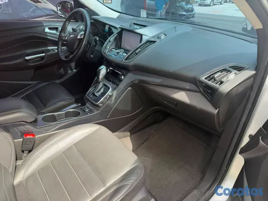 2014 Ford Escape — foto 9 / 9