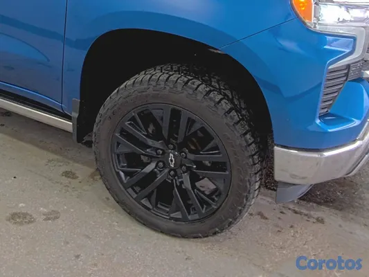 2022 Chevrolet Silverado — foto 8 / 15