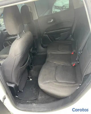 2017 Jeep Compass — foto 4 / 5