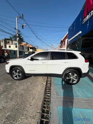 2019 Jeep Cherokee — foto 5 / 8