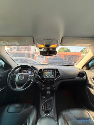 2019 Jeep Cherokee — foto 7 / 8