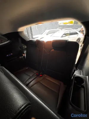 2015 Hyundai Grand Santa Fe — foto 10 / 11