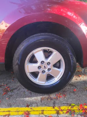 2011 Ford Escape — foto 4 / 11