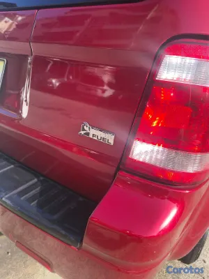 2011 Ford Escape — foto 6 / 11
