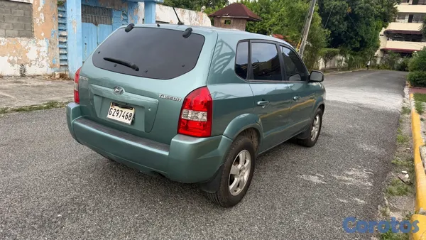 2007 Hyundai Tucson — foto 6 / 8
