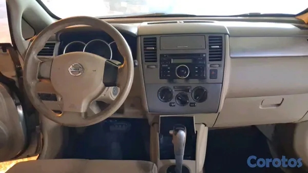 2007 Nissan Tiida — foto 7 / 7