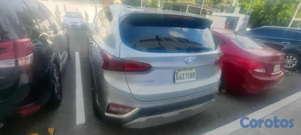 2020 Hyundai Santa Fe — foto 5 / 6