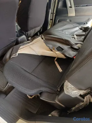 2008 Daihatsu Terios — foto 13 / 20