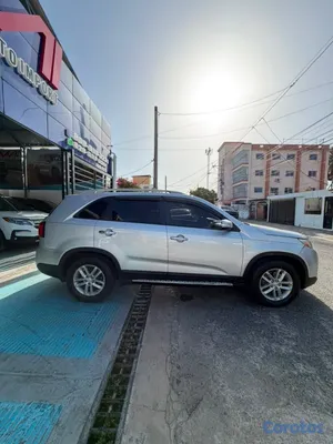 2015 Kia Sorento — foto 4 / 8