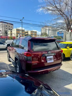 2011 Toyota 4 Runner — foto 7 / 12