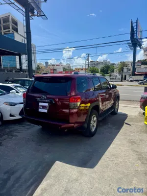 2011 Toyota 4 Runner — foto 8 / 12