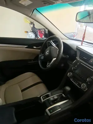 2016 Honda Civic — foto 5 / 5