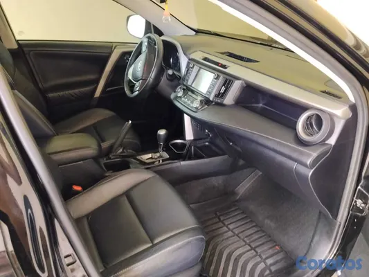 2017 Toyota Rav-4 — foto 6 / 11