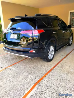 2017 Toyota Rav-4 — foto 7 / 11