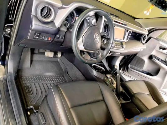 2017 Toyota Rav-4 — foto 8 / 11