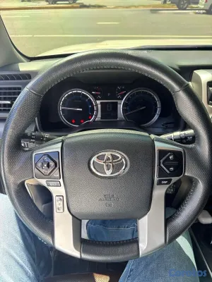 2017 Toyota 4 Runner — foto 10 / 11