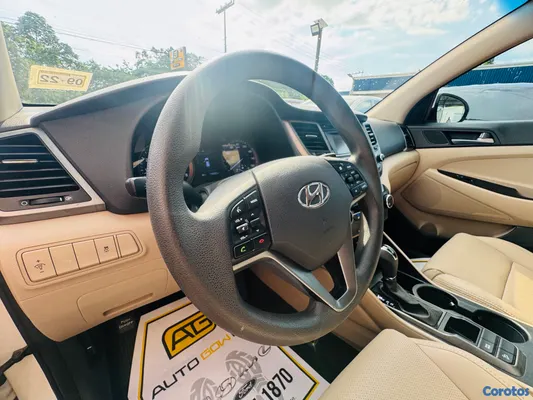 2016 Hyundai Tucson — foto 7 / 10