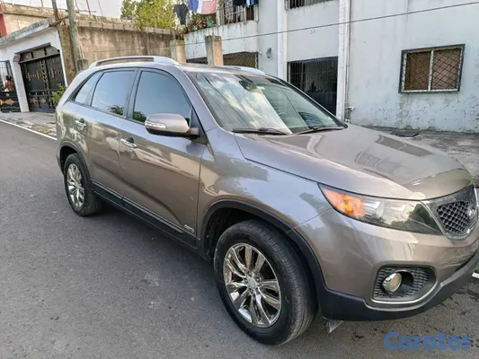2011 Kia Sorento — foto 4 / 8