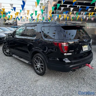 2018 Ford Explorer — foto 4 / 10