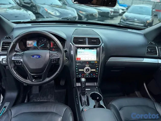 2018 Ford Explorer — foto 7 / 10