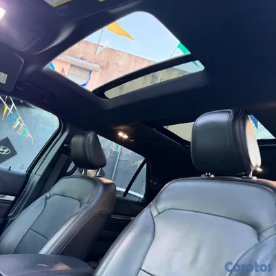 2018 Ford Explorer — foto 9 / 10