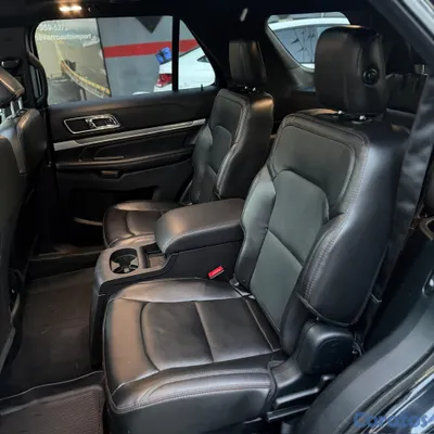 2018 Ford Explorer — foto 10 / 10