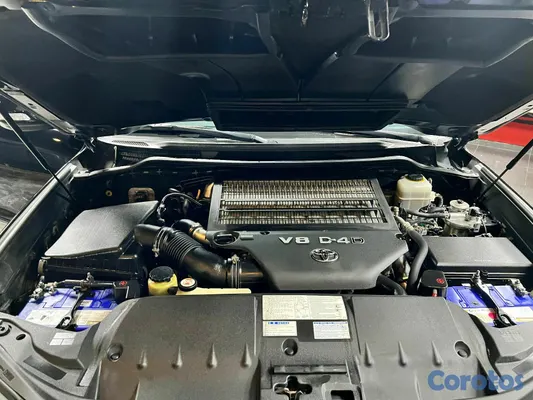 2017 Toyota Land Cruiser — foto 2 / 8