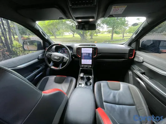 2017 Toyota Land Cruiser — foto 4 / 8