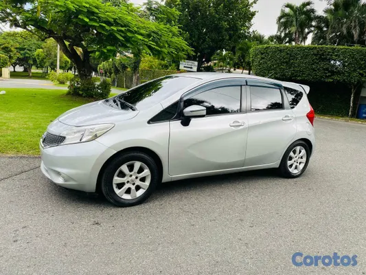2015 Nissan Note — foto 10 / 10