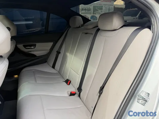 2012 BMW Serie 3 — foto 2 / 12