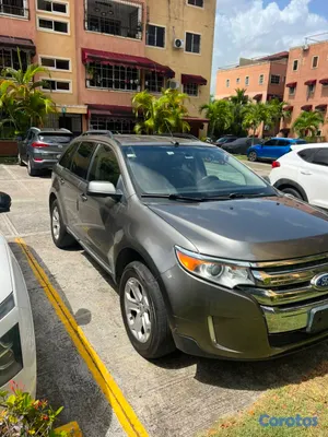 2012 Ford Edge — foto 5 / 8